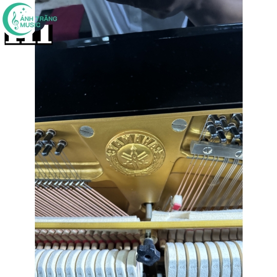 YAMAHA U3H 