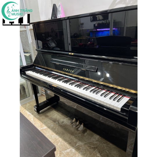 YAMAHA U3H 