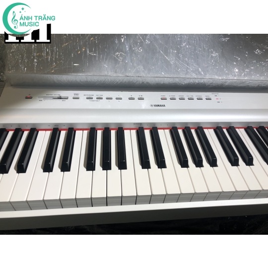 YAMAHA P - 121